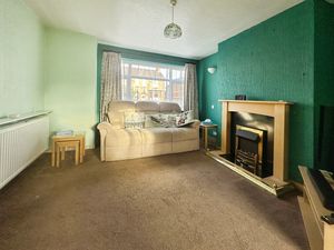 Living Room- click for photo gallery